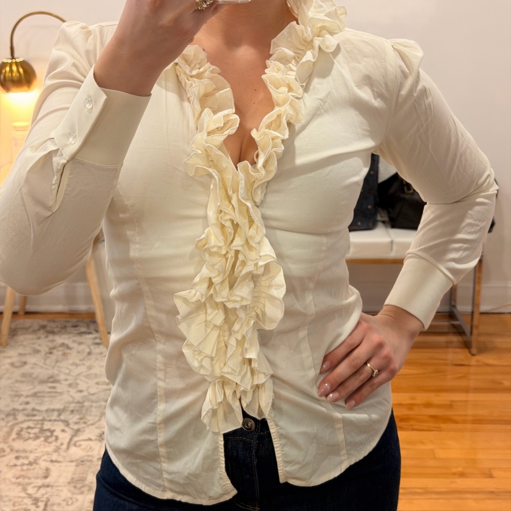 Elegant Cream Ruffle Blouse - Picture 3 of 3